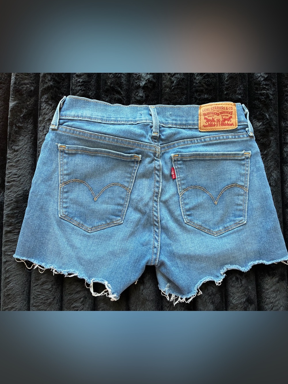 Women’s Levi’s 710 Super Skinny Ct Off Shorts Size 26